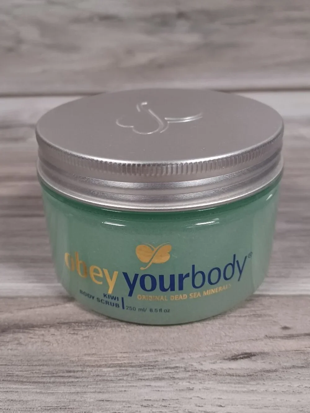 Obey Your Body Dead Sea Minerals Kiwi Body Scrub New